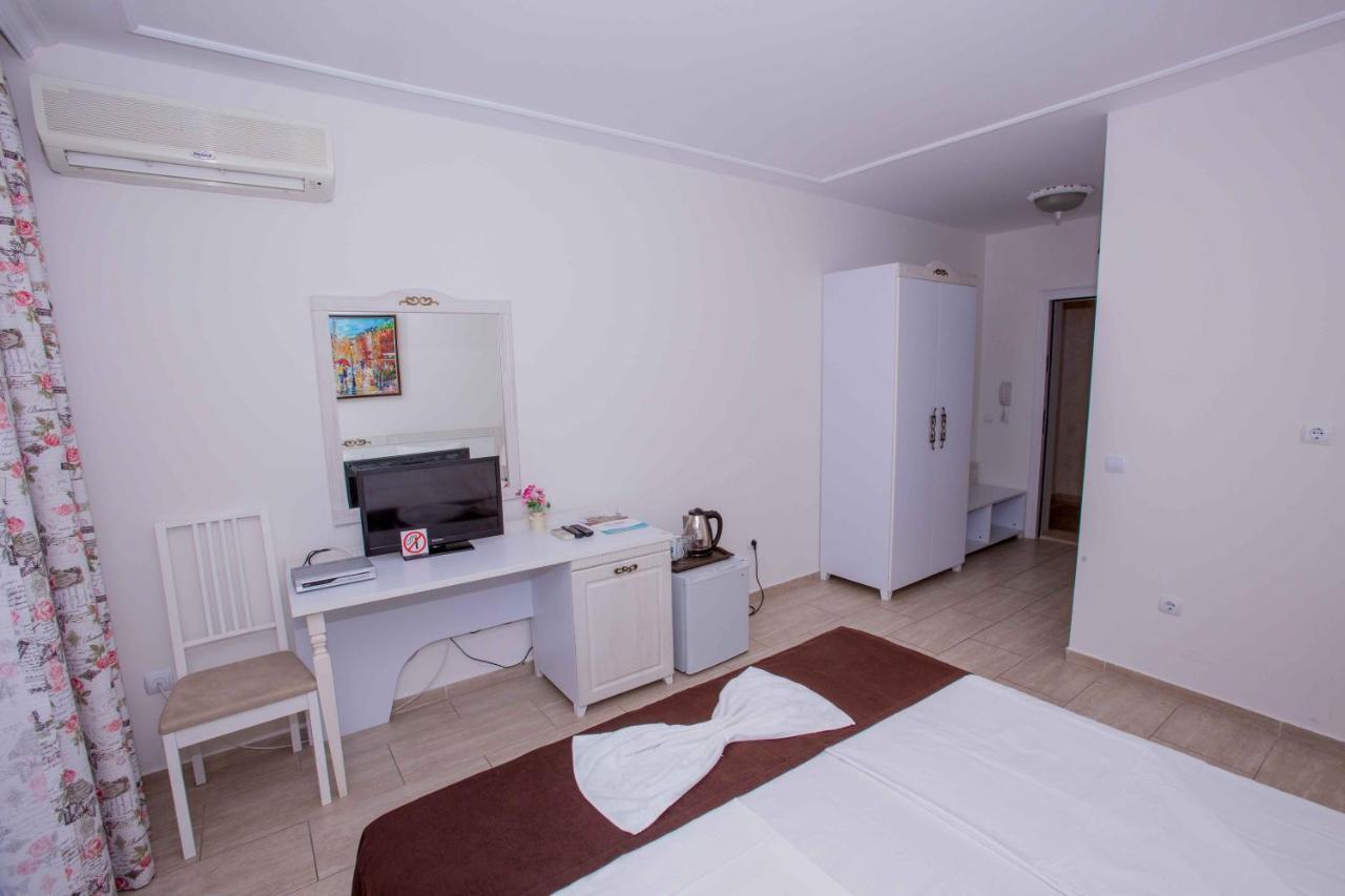 The Step Family Hotel Sunny Beach Eksteriør billede